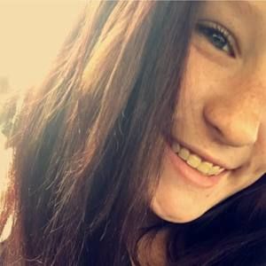 Meet your Posher, Hayley